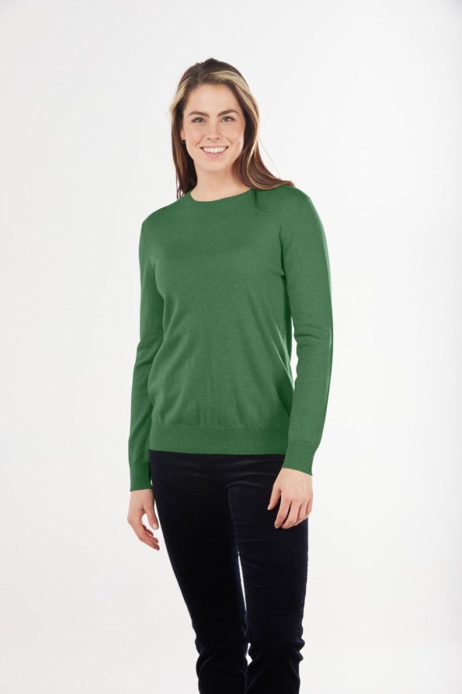 Tops Bridge u0026 Lord | Essential Crew Neck Pullover | Bottle