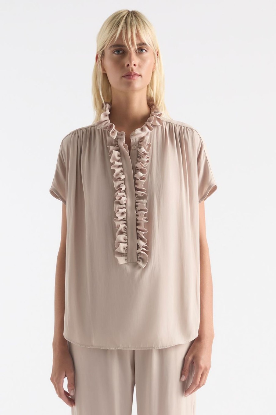 Tops Mela Purdie | Bistro Shell | Oat