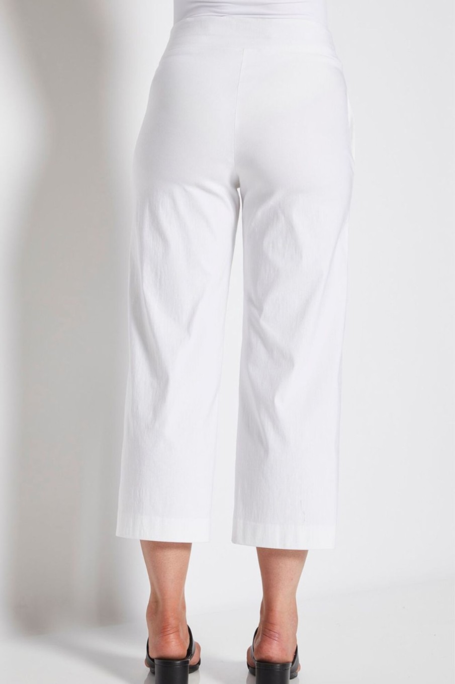 Bottoms Philosophy | Larrie 7/8 Culotte Pant | White