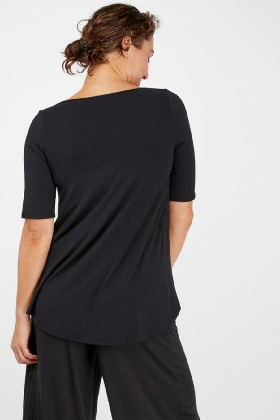 Tops Tani | Elbow Swing Tee | Black 79765