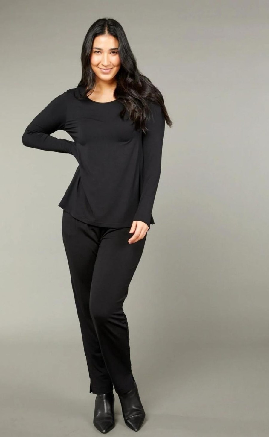 Tops Tani | Split Hem Long Sleeve Top | Black | 79410