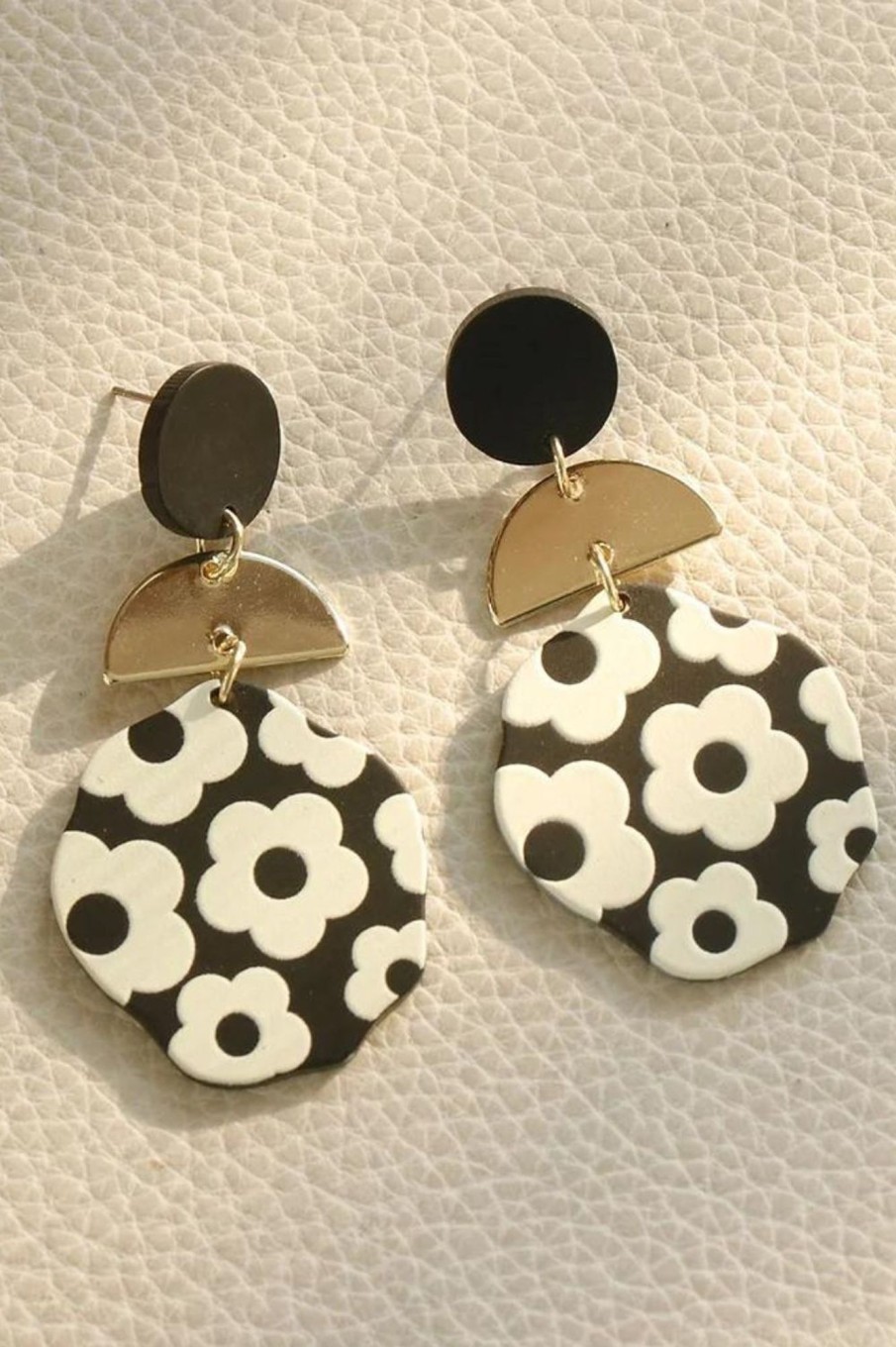 Accessories Silvermaple Collection | Ruth Floral Earrings | Black/Gold