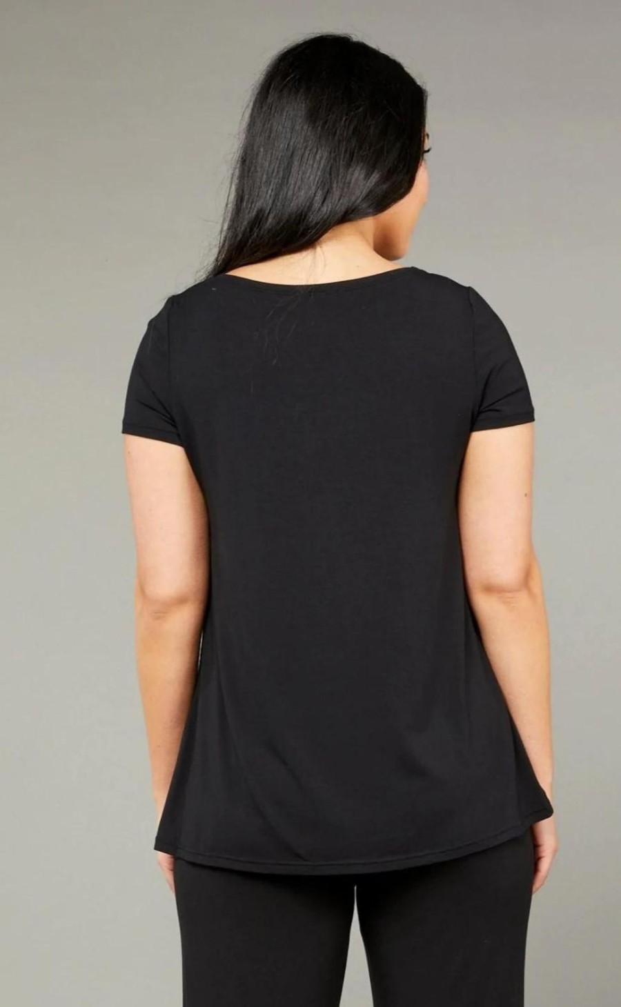 Tops Tani | Swing Tee | Black | 79375