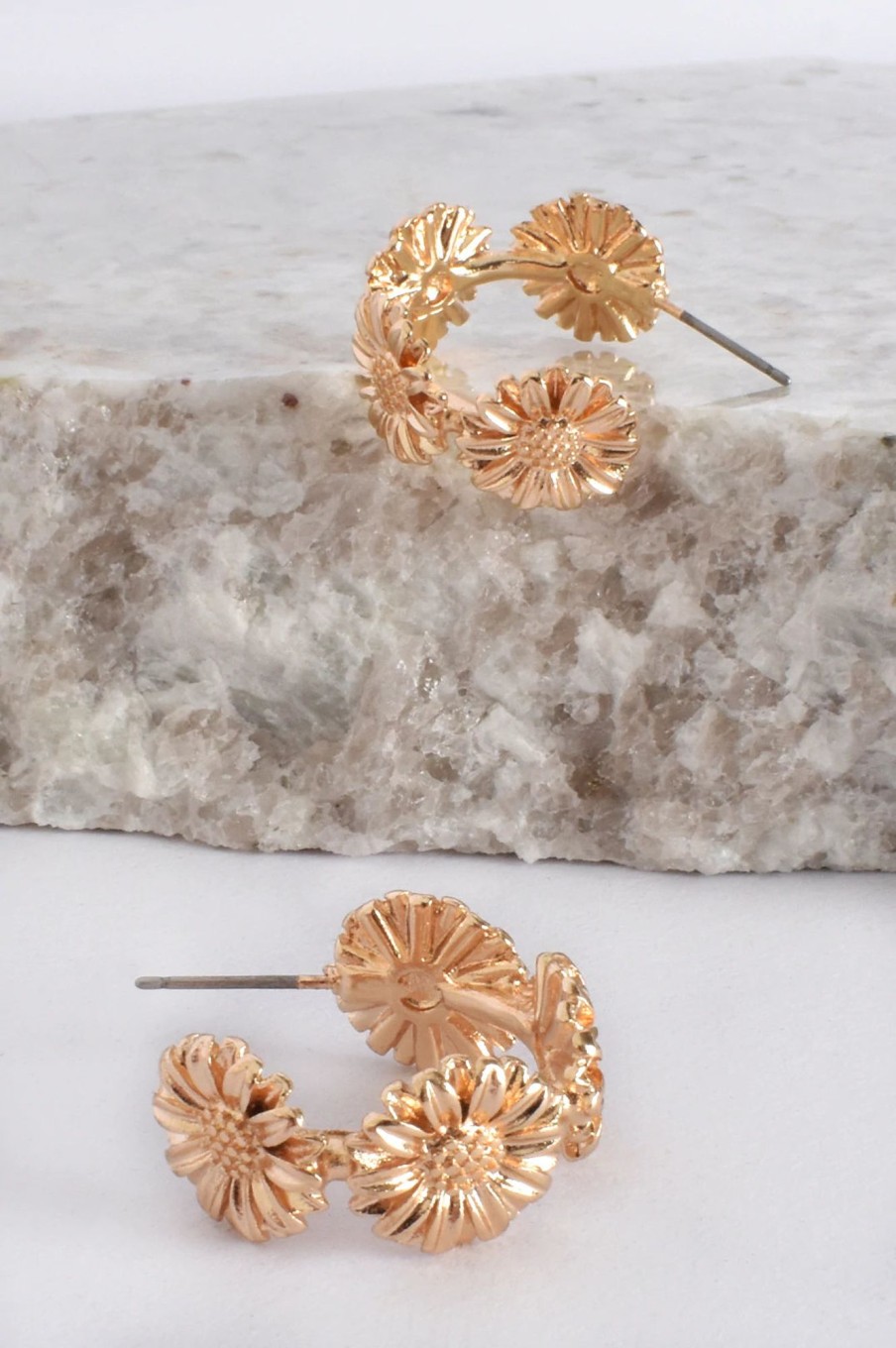 Accessories Adorne | Mini Daisy Hoop Earrings | Gold