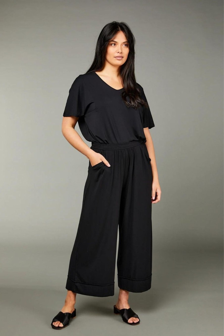 Bottoms Tani | Culotte Resort Pant | Black