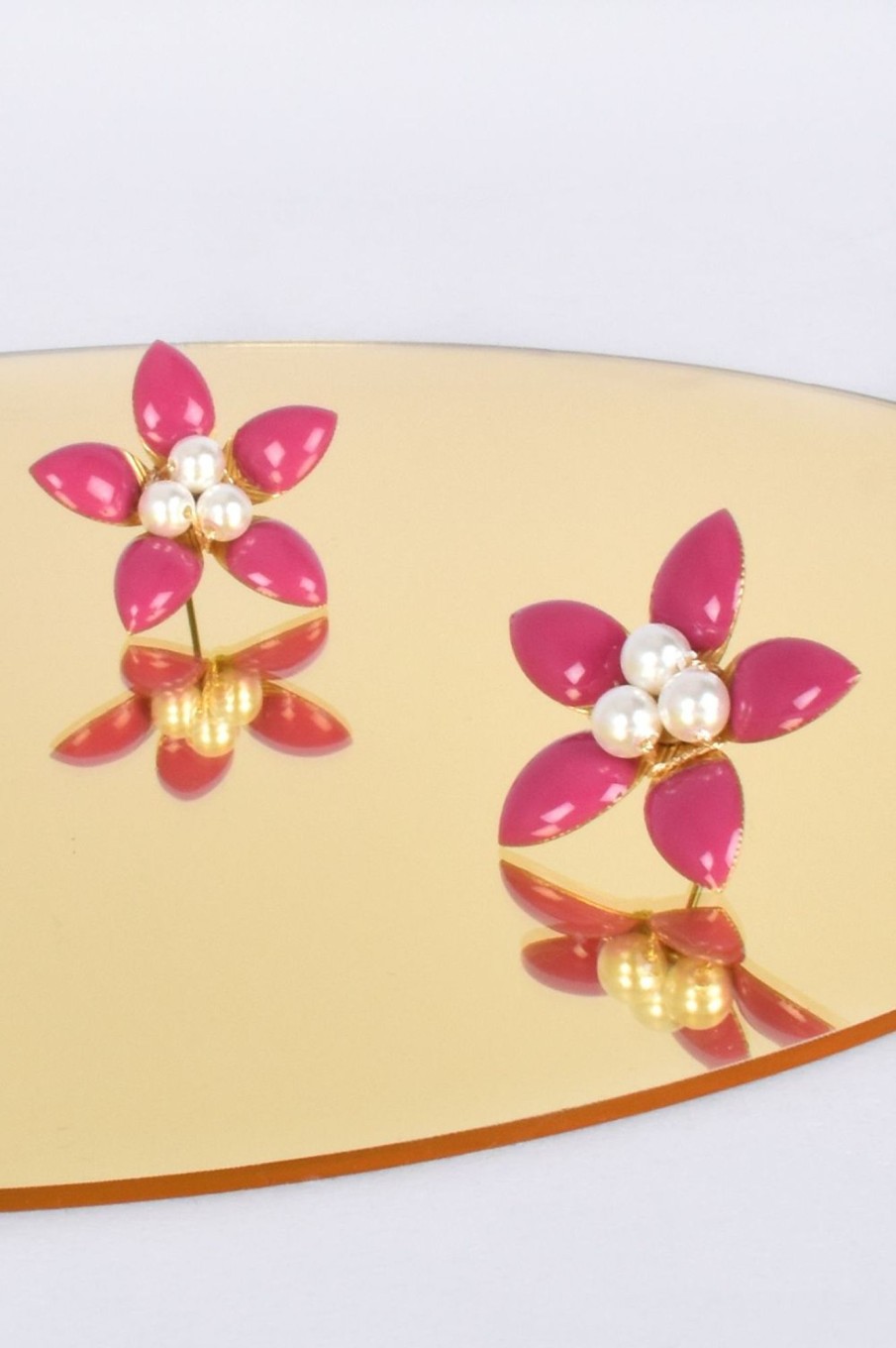 Accessories Adorne | Enamel Pearl Daisy Stud Earrings | Hot Pink U0026 Gold