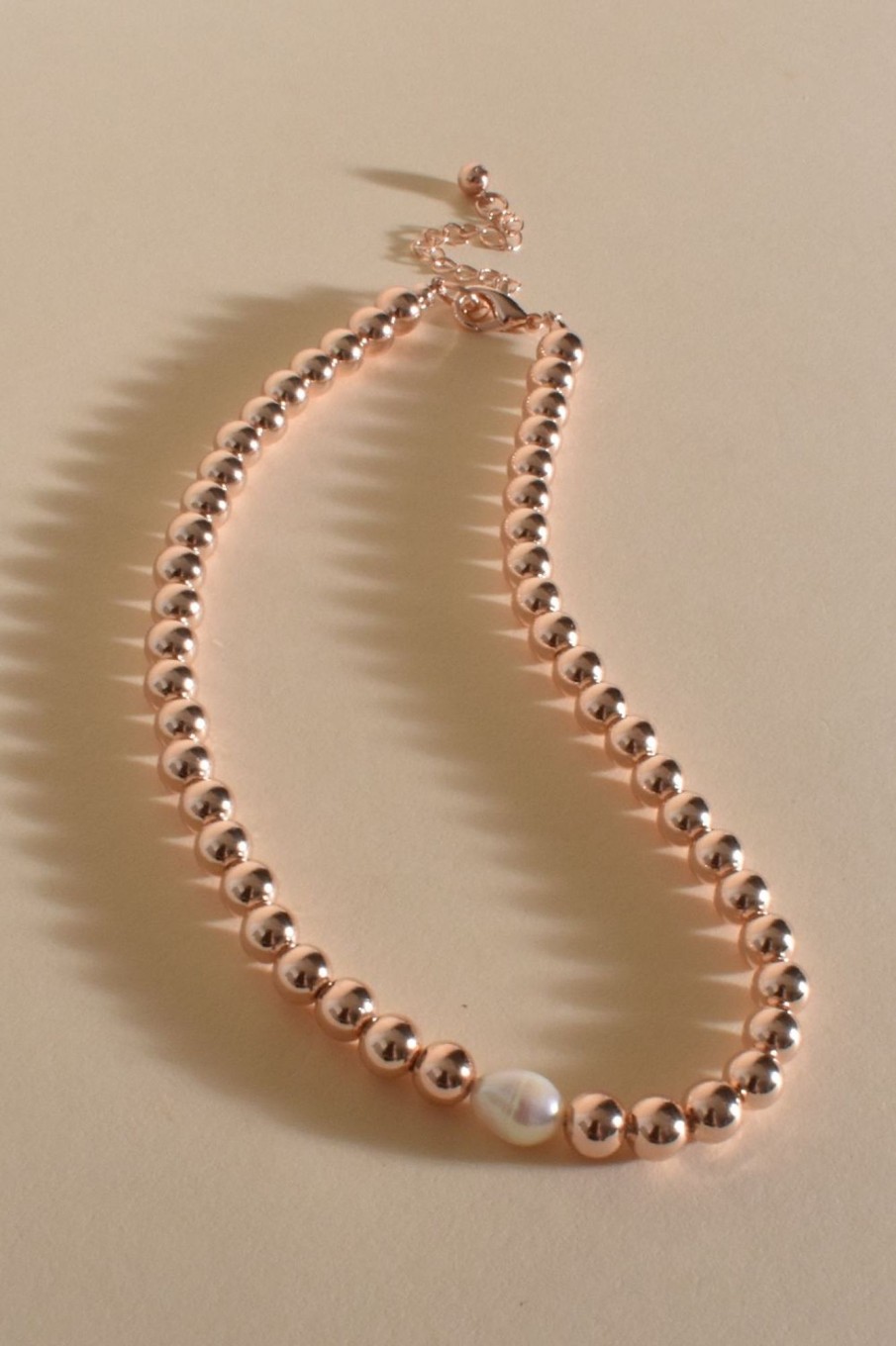 Accessories Adorne | Imogen Metal Ball Pearl Mix Necklace | Rose Gold