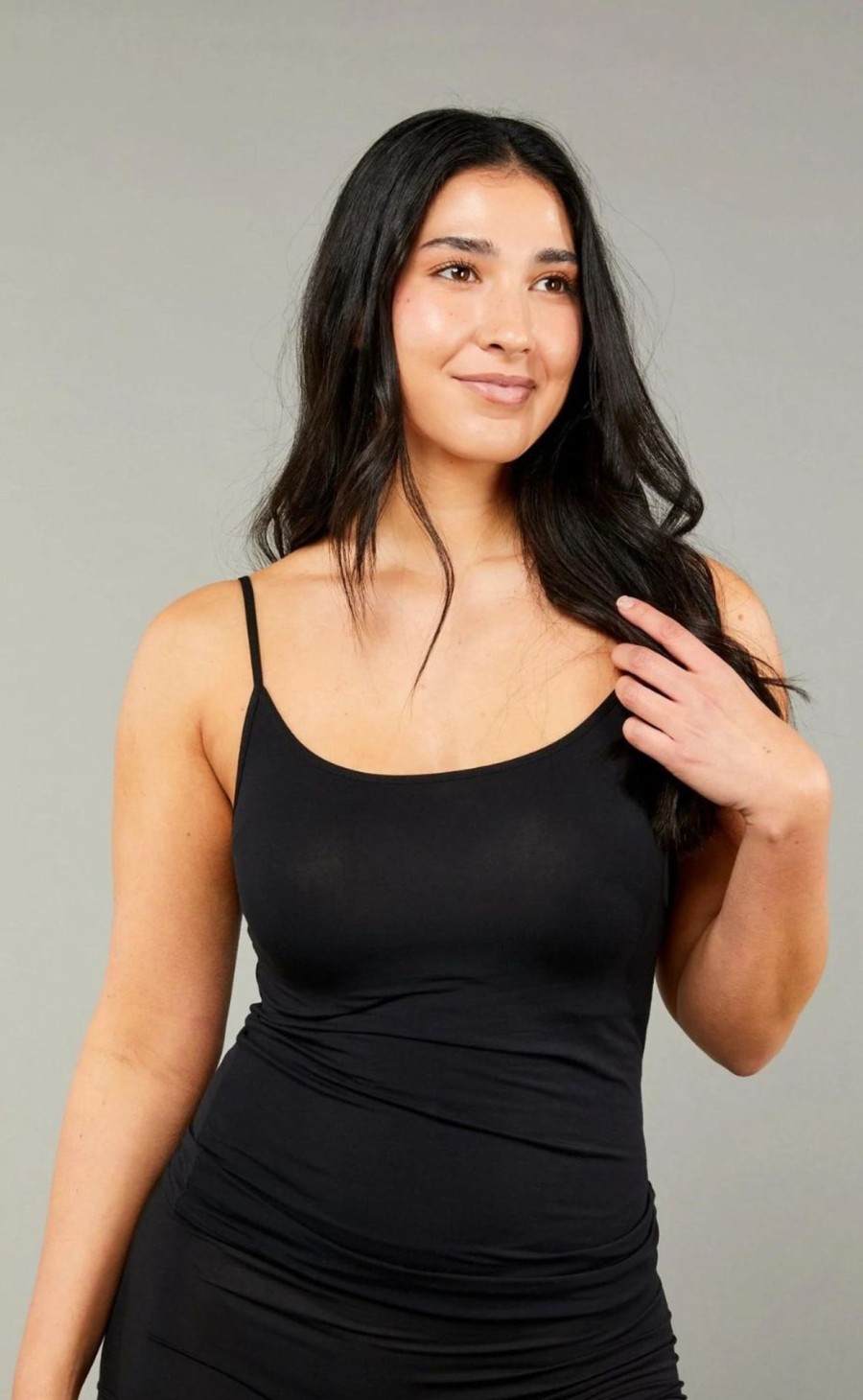 Tops Tani | Shoe String Singlet | Black | 79232